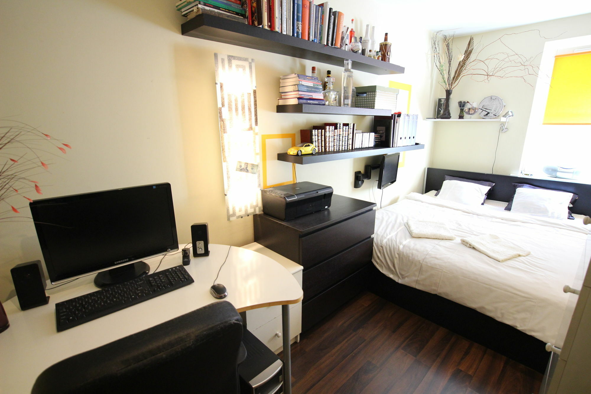 Rainbow 5 Apartment *